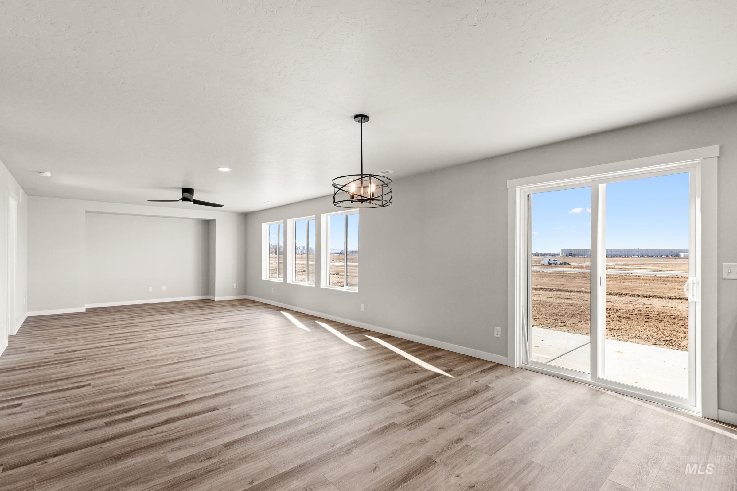 18447 N Sweet William Ave