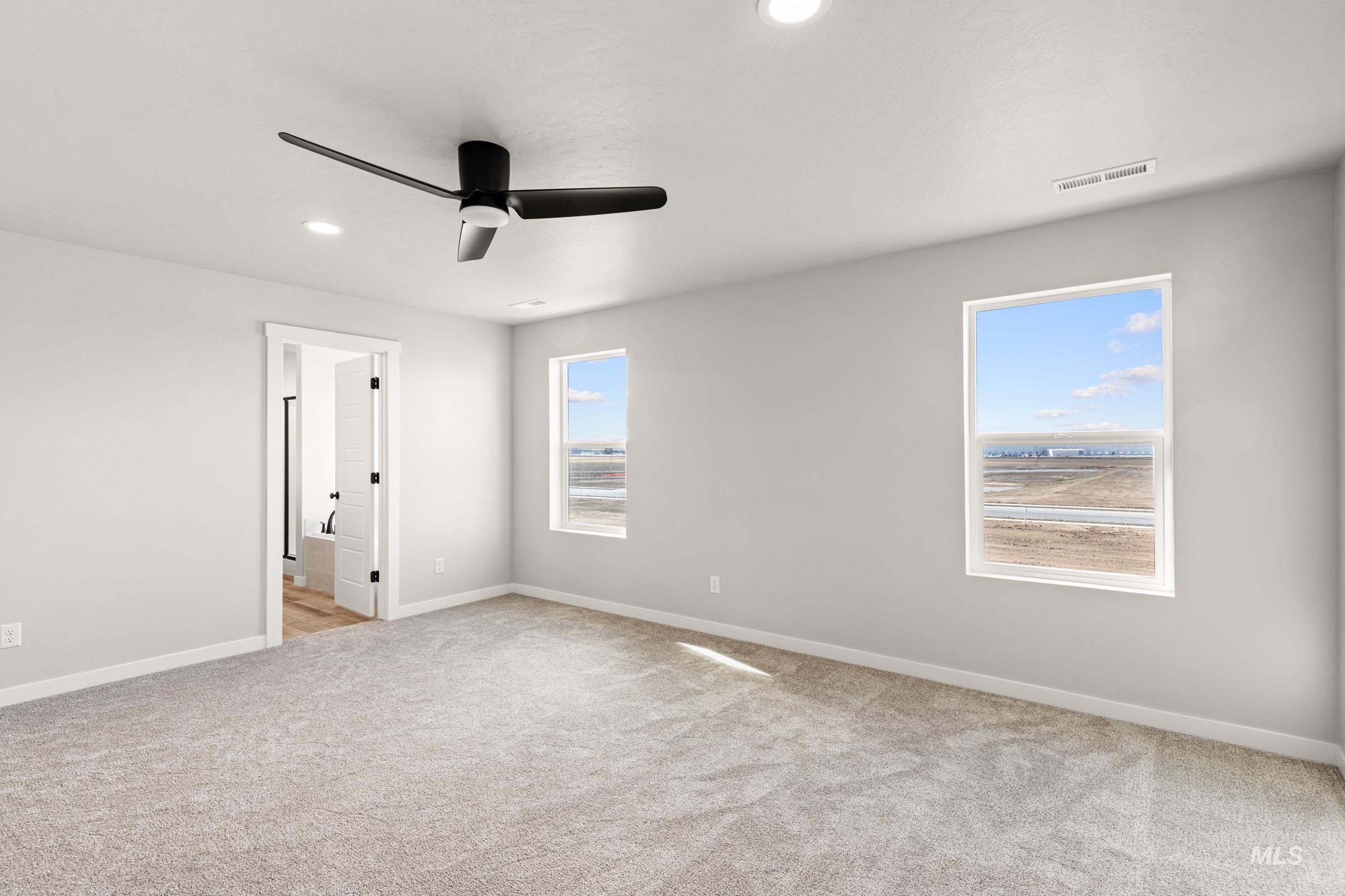 18447 N Sweet William Ave