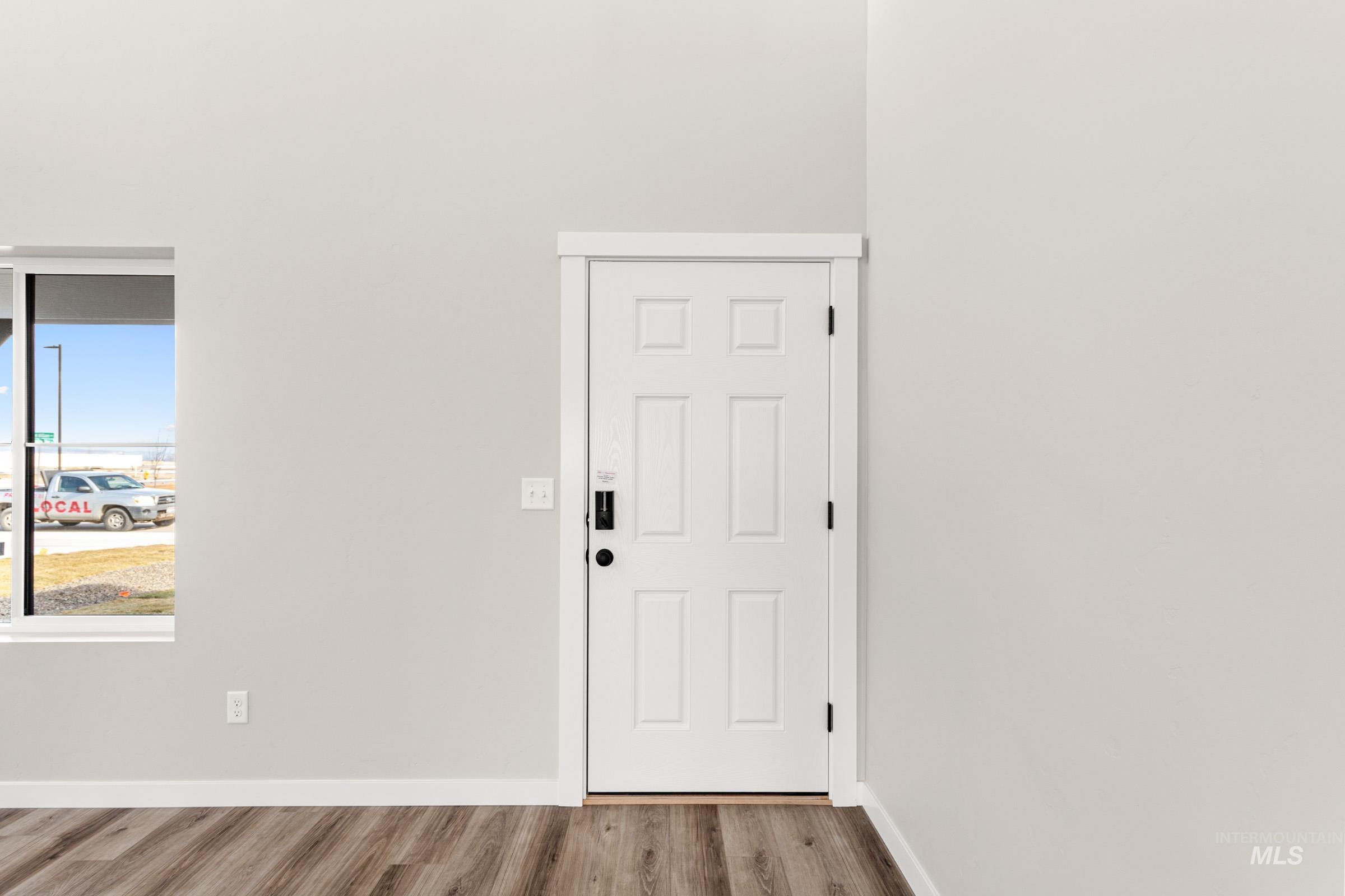 18447 N Sweet William Ave