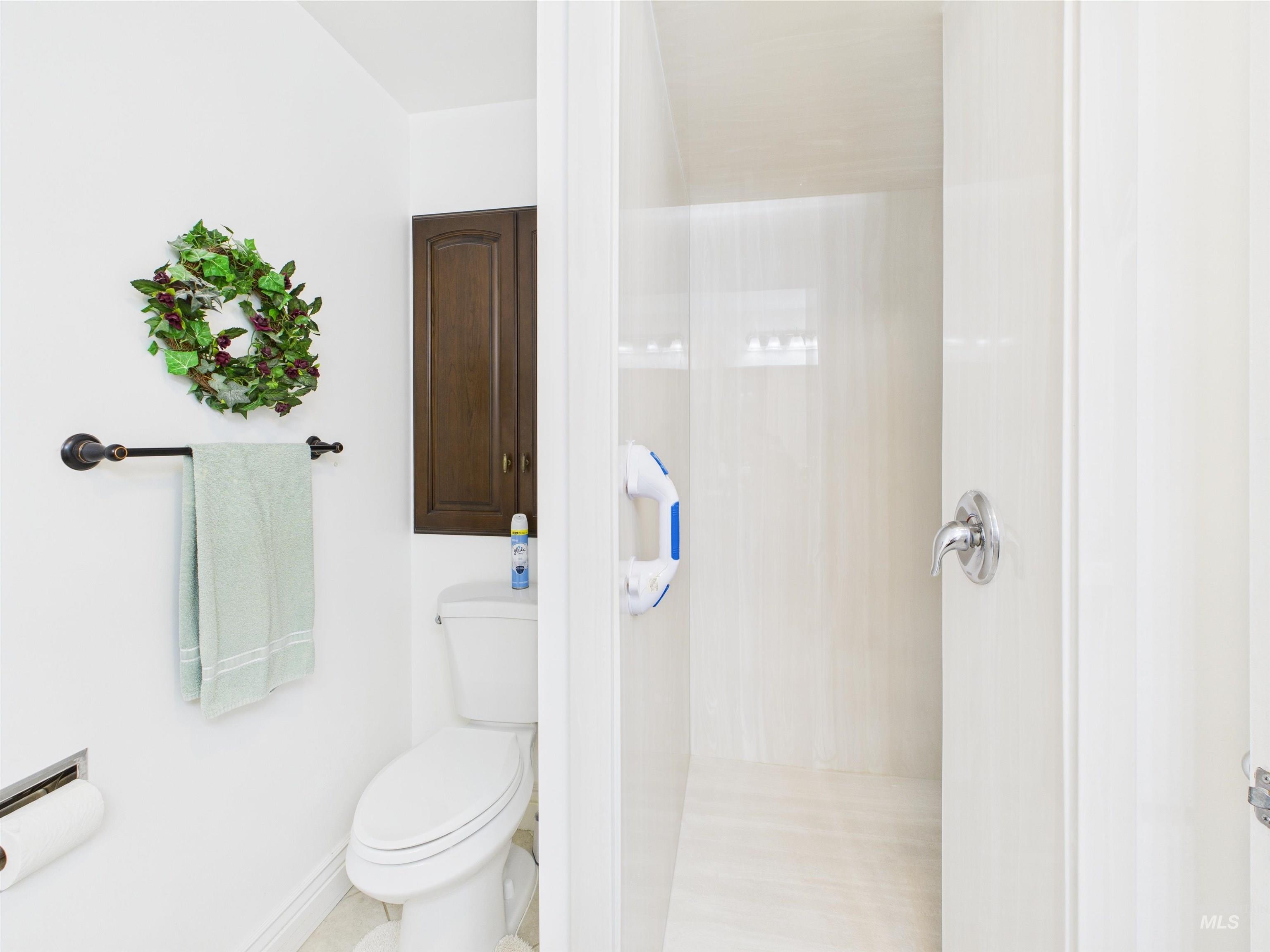 11 N 3rd West Street