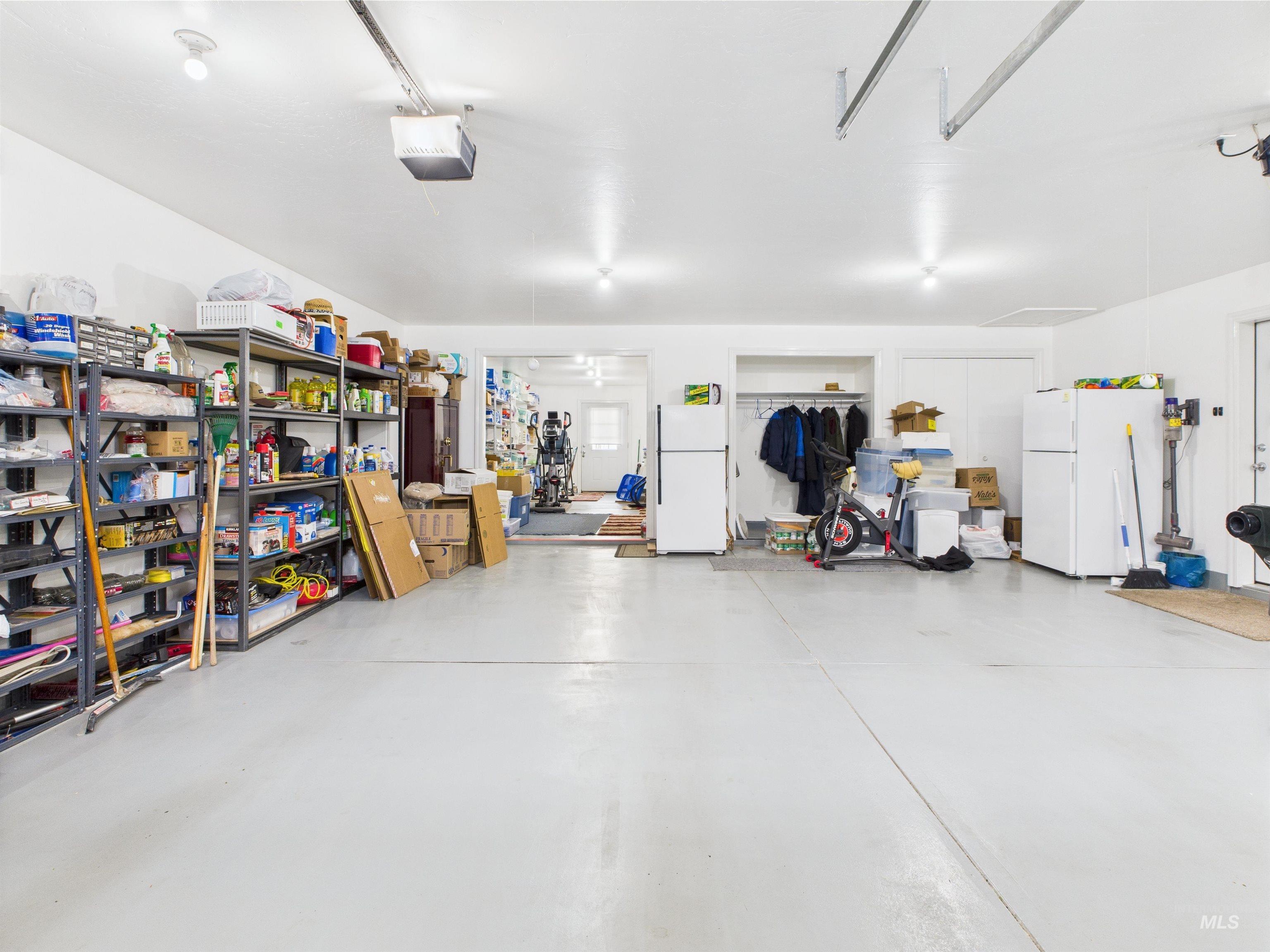 11 N 3rd West Street