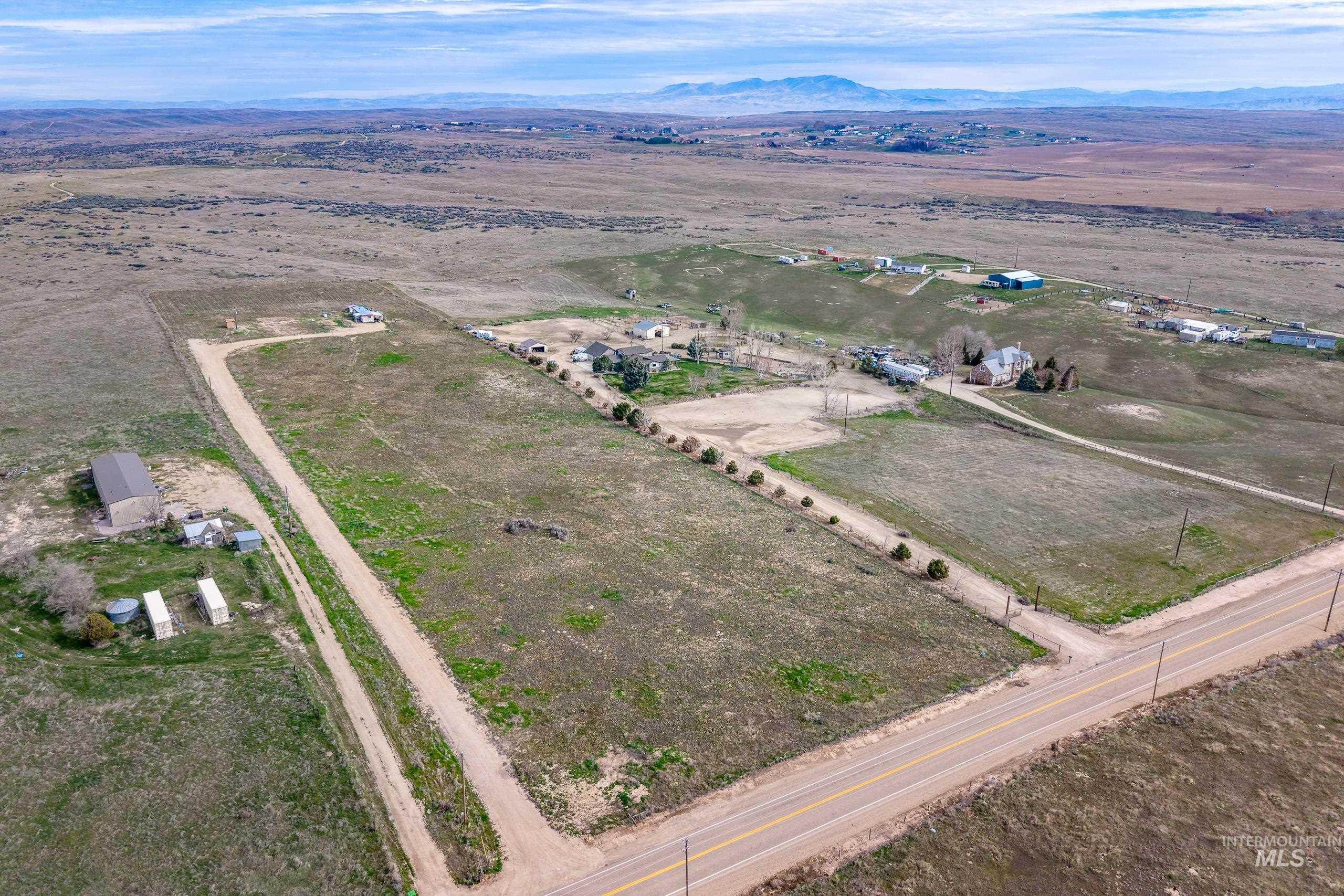 13488 Hollow Rd.