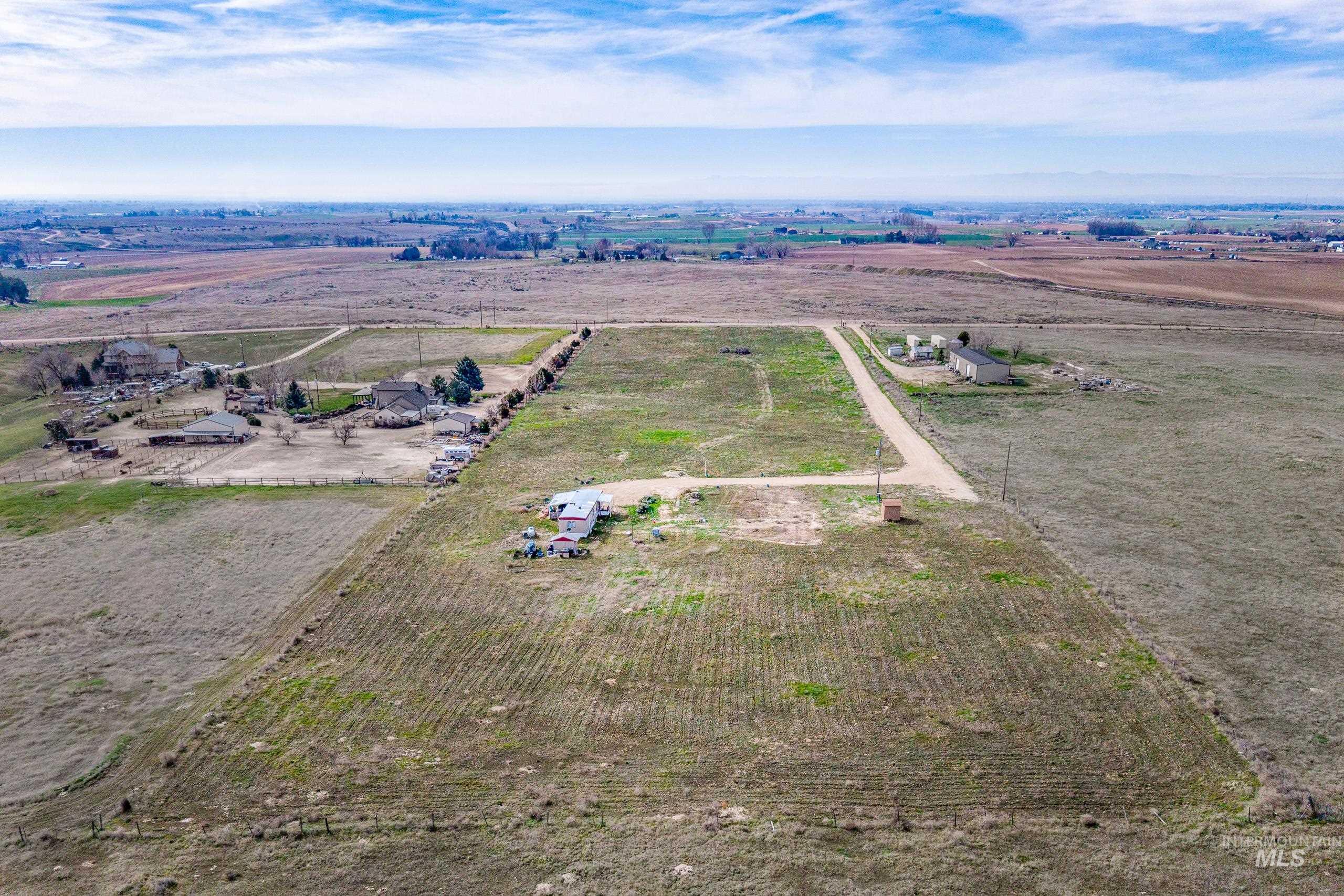 13488 Hollow Rd.