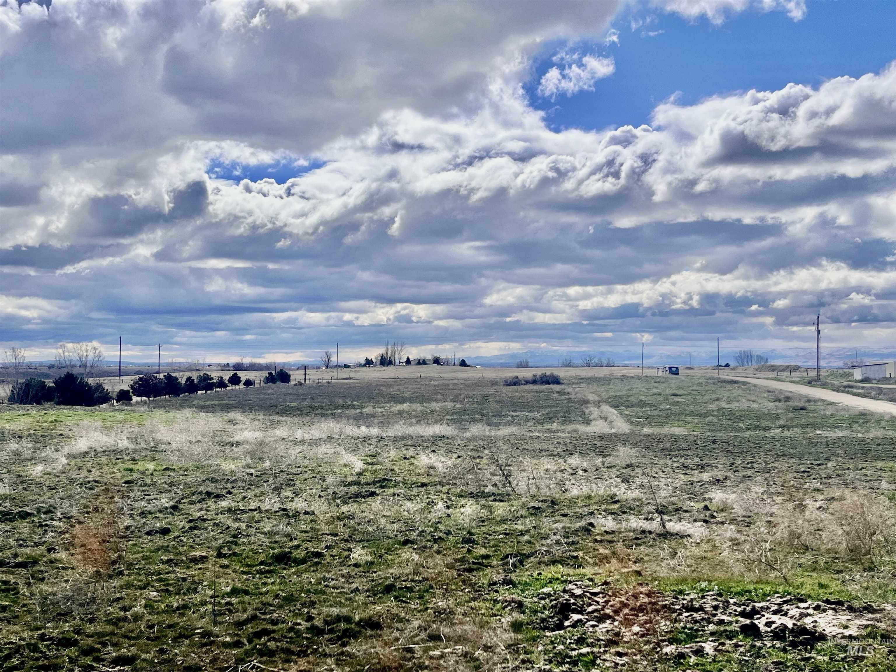 13488 Hollow Rd.