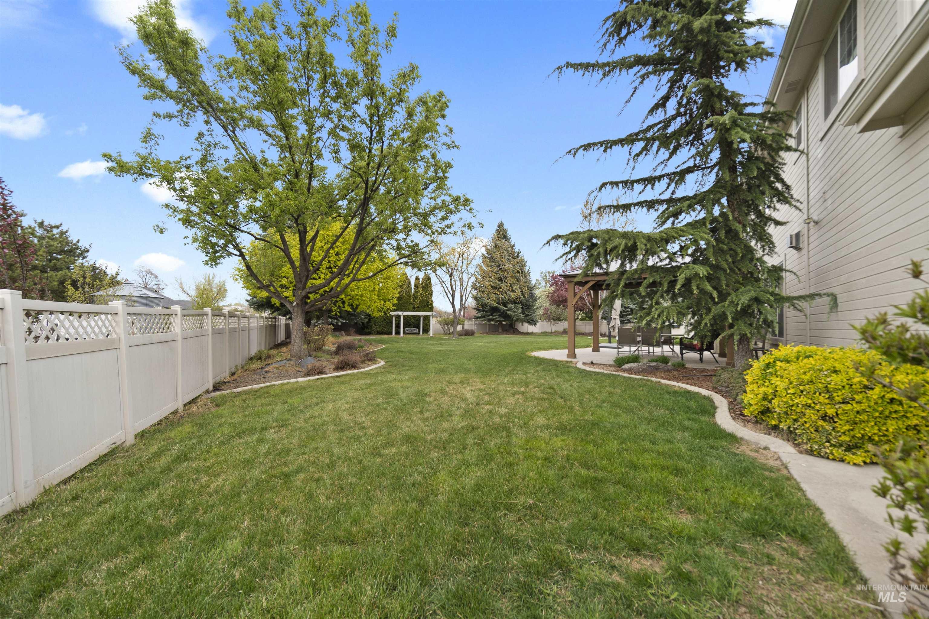 2698 W Torana Dr