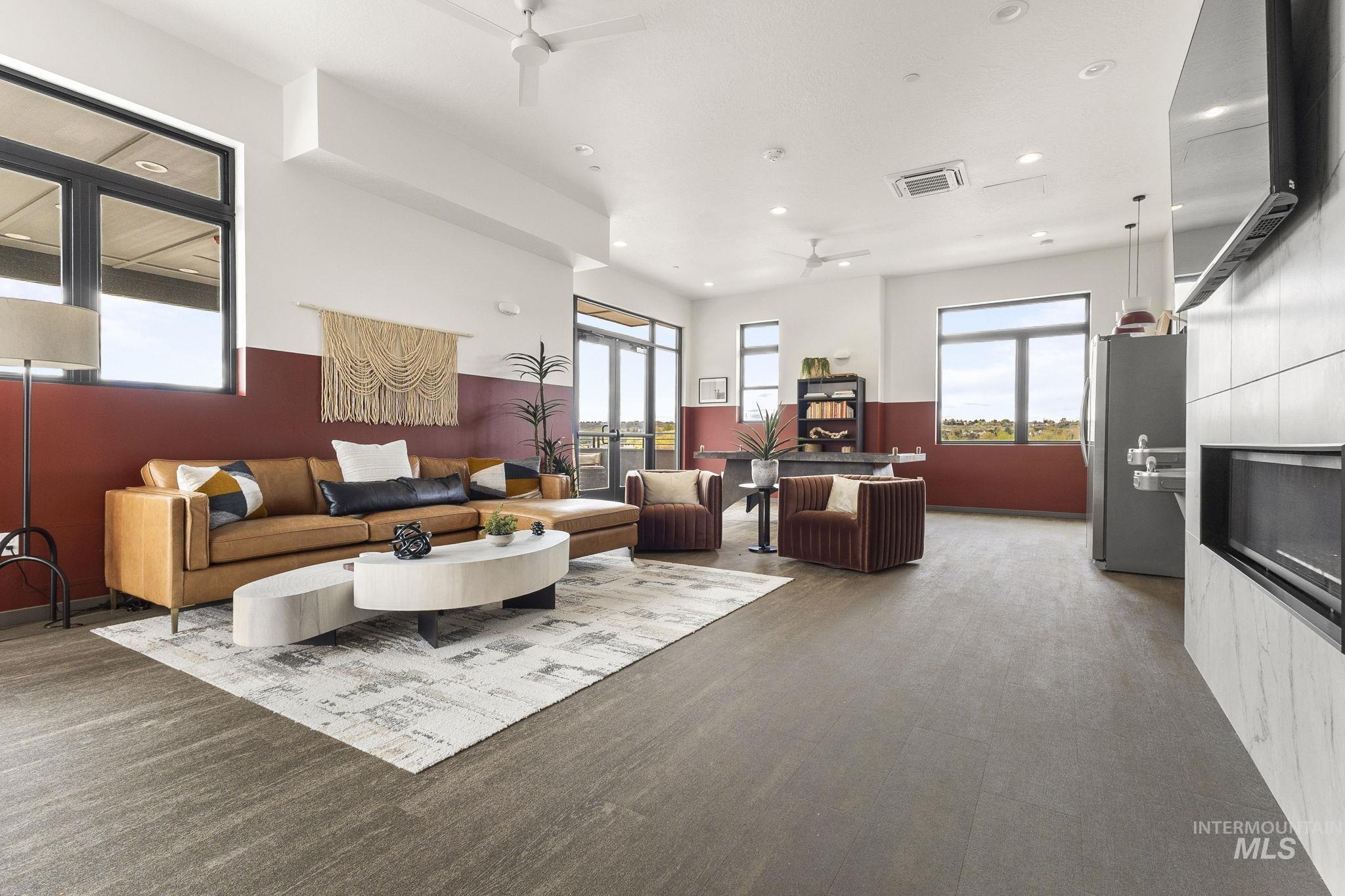 4184 E Haystack St Unit: 206