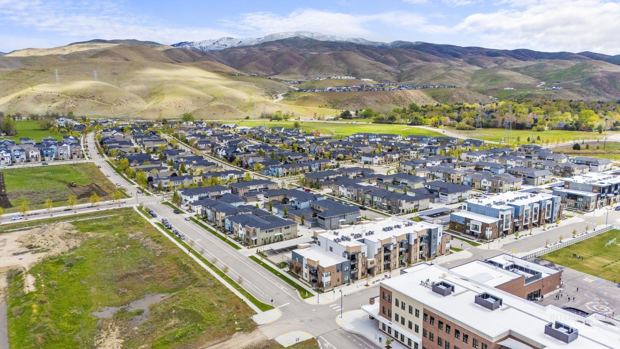 4184 E Haystack St Unit: 206