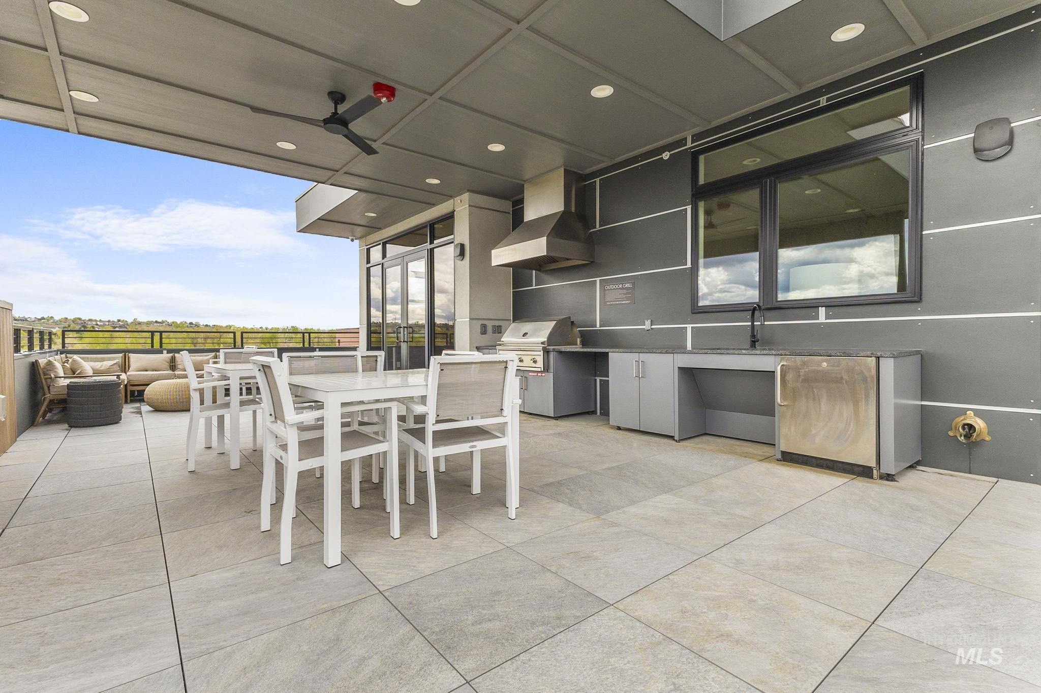 4184 E Haystack St Unit: 206