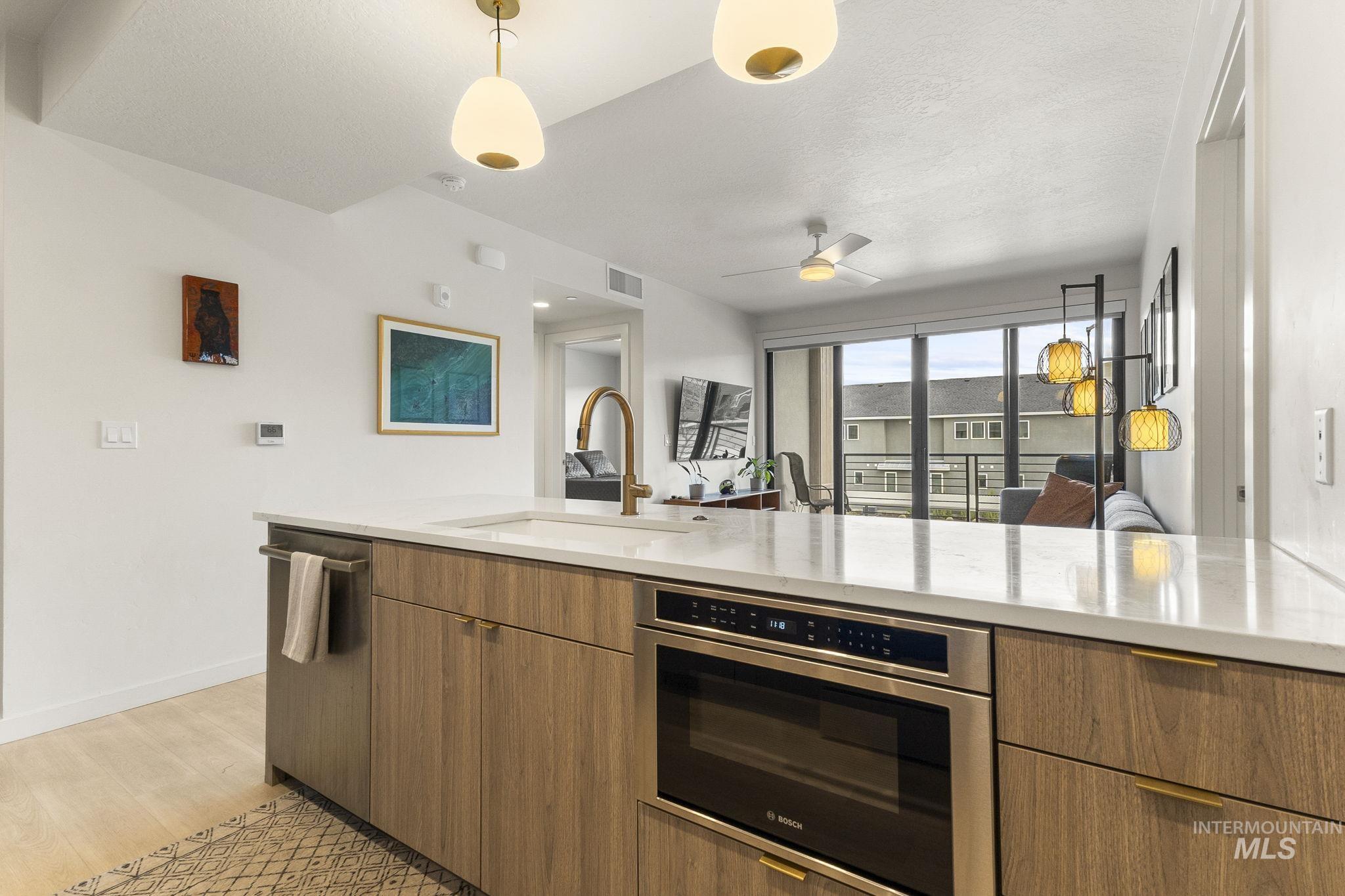 4184 E Haystack St Unit: 206