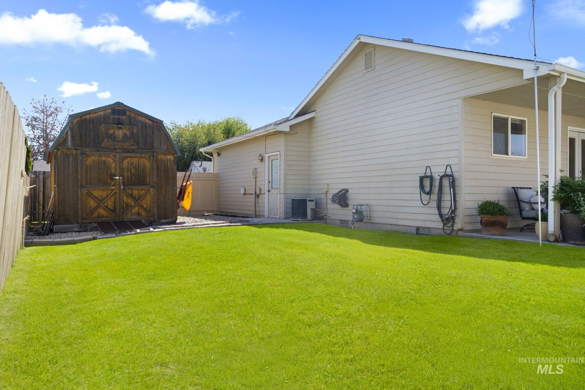 3114 Sunridge Dr