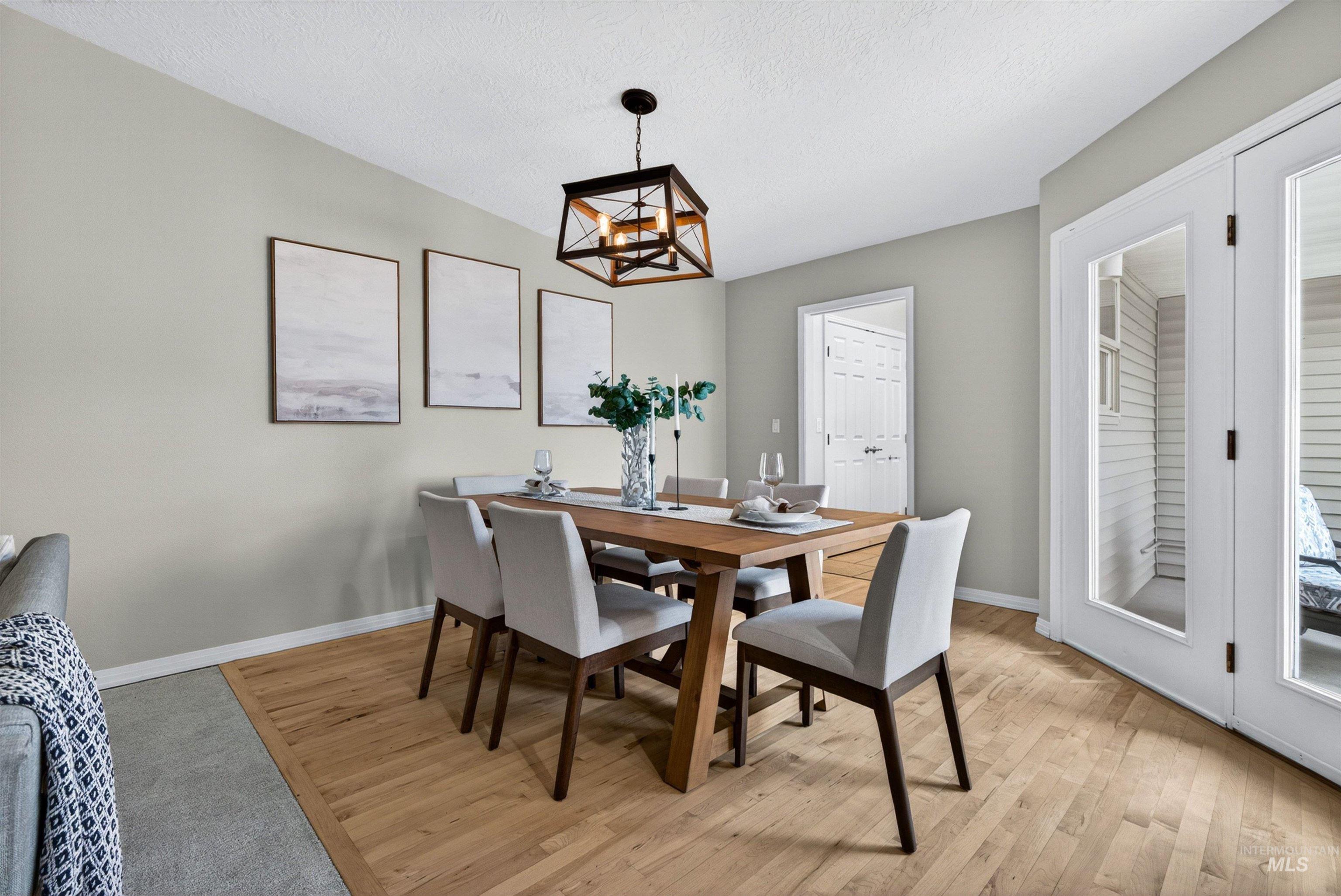 4023 N Bayou Lane