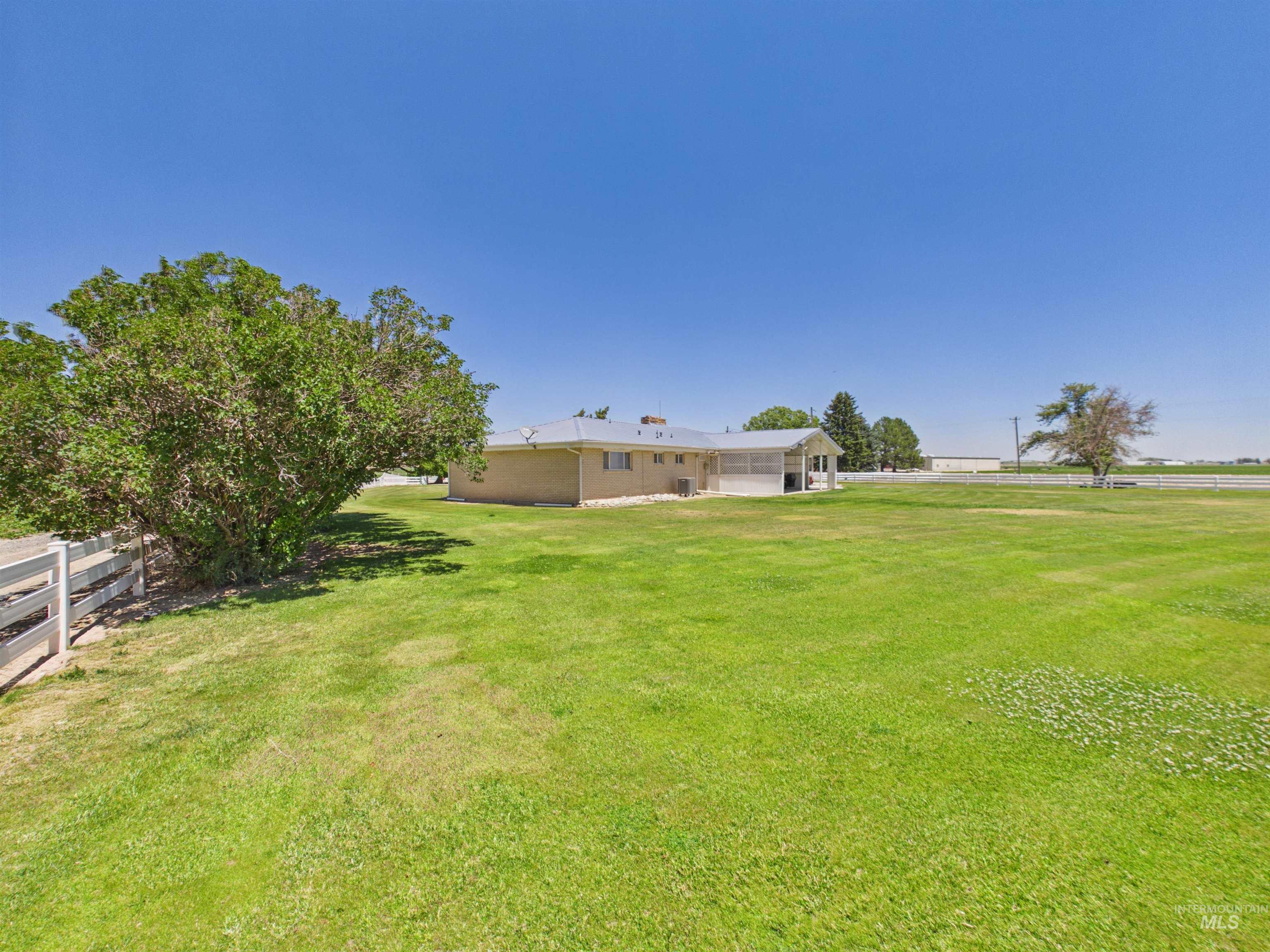 253 N 700 West