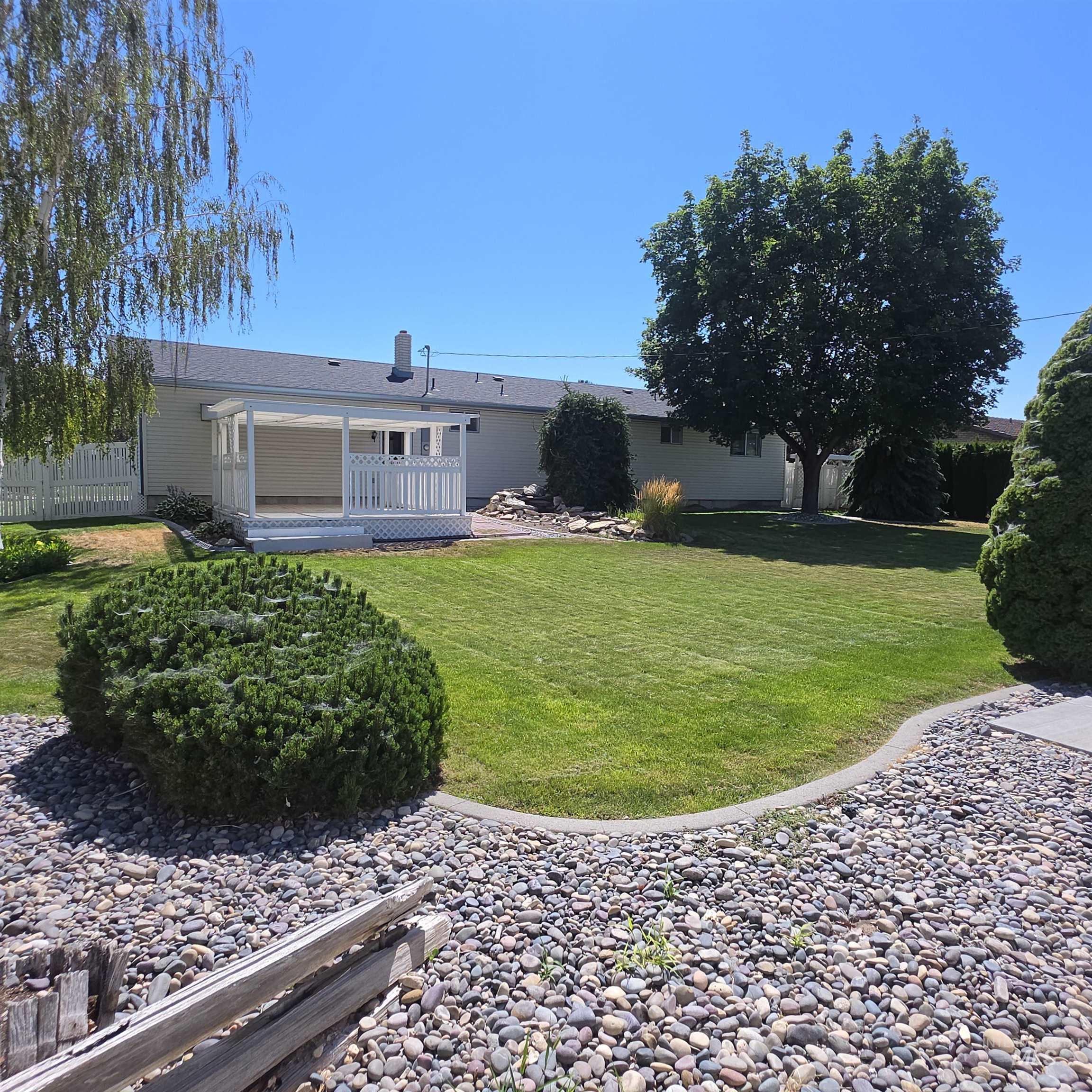 2872 Janis Drive