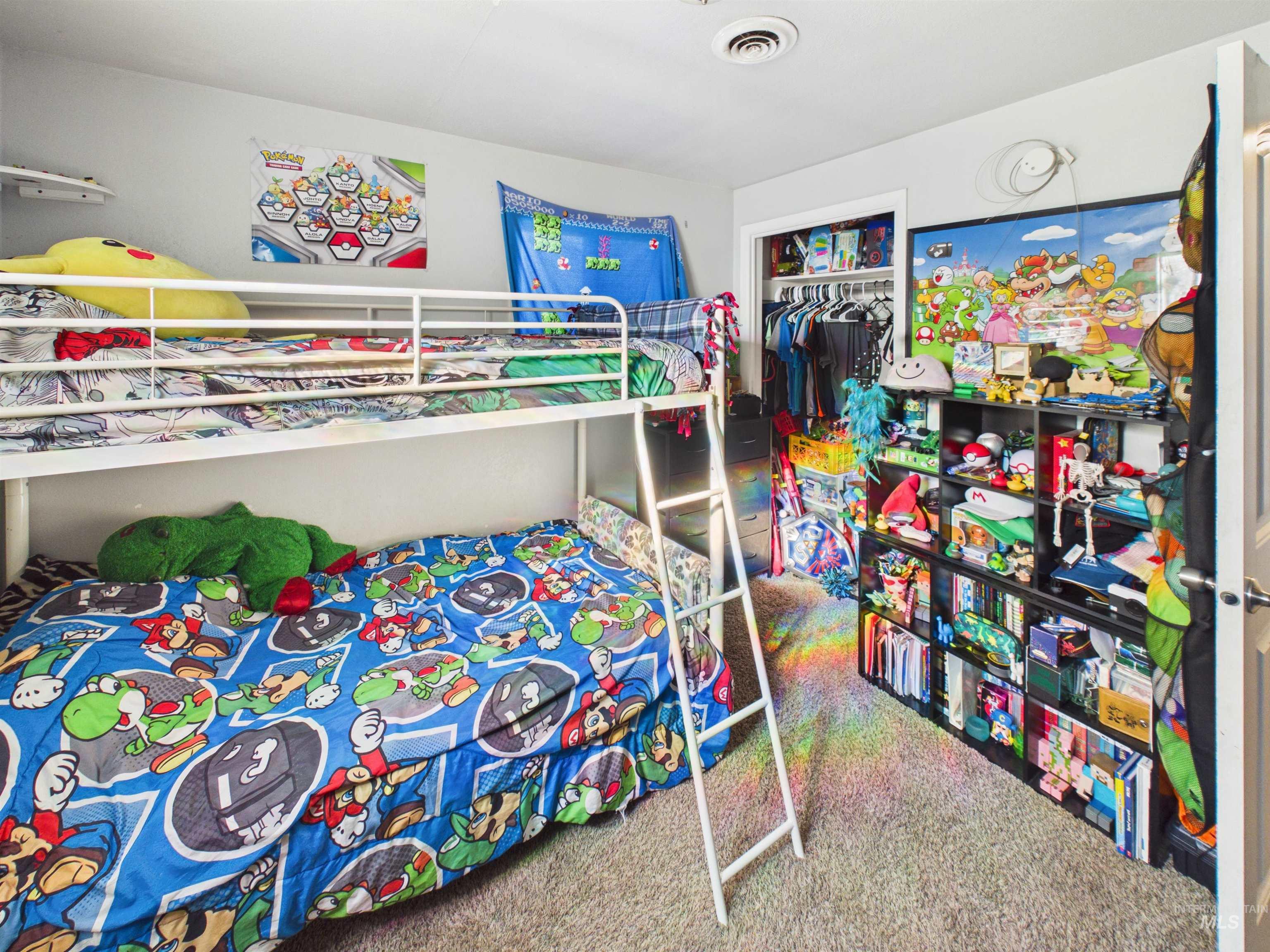 310 E Atherton