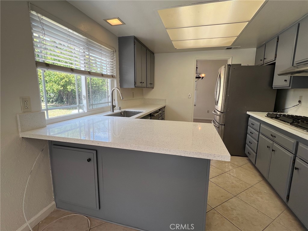 4533 Pleasant Street