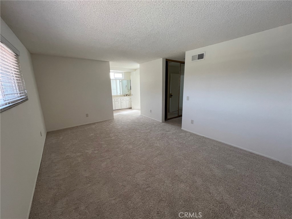 4533 Pleasant Street