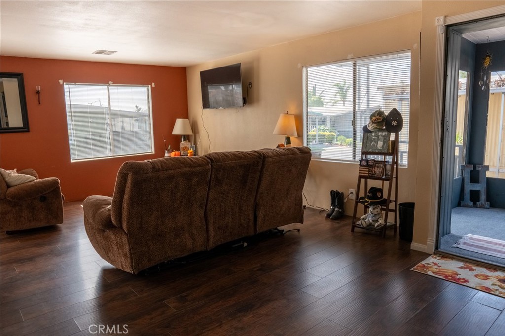 1350 San Bernardino Road 82