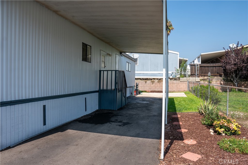 1350 San Bernardino Road 82