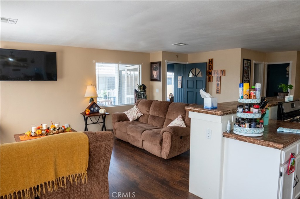 1350 San Bernardino Road 82