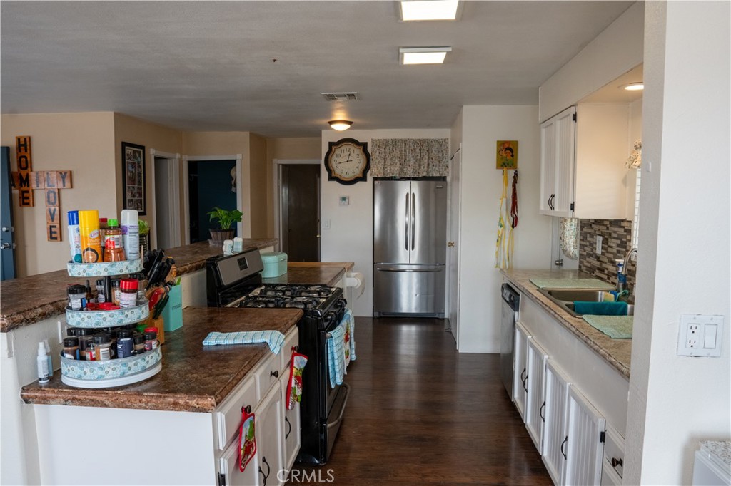 1350 San Bernardino Road 82