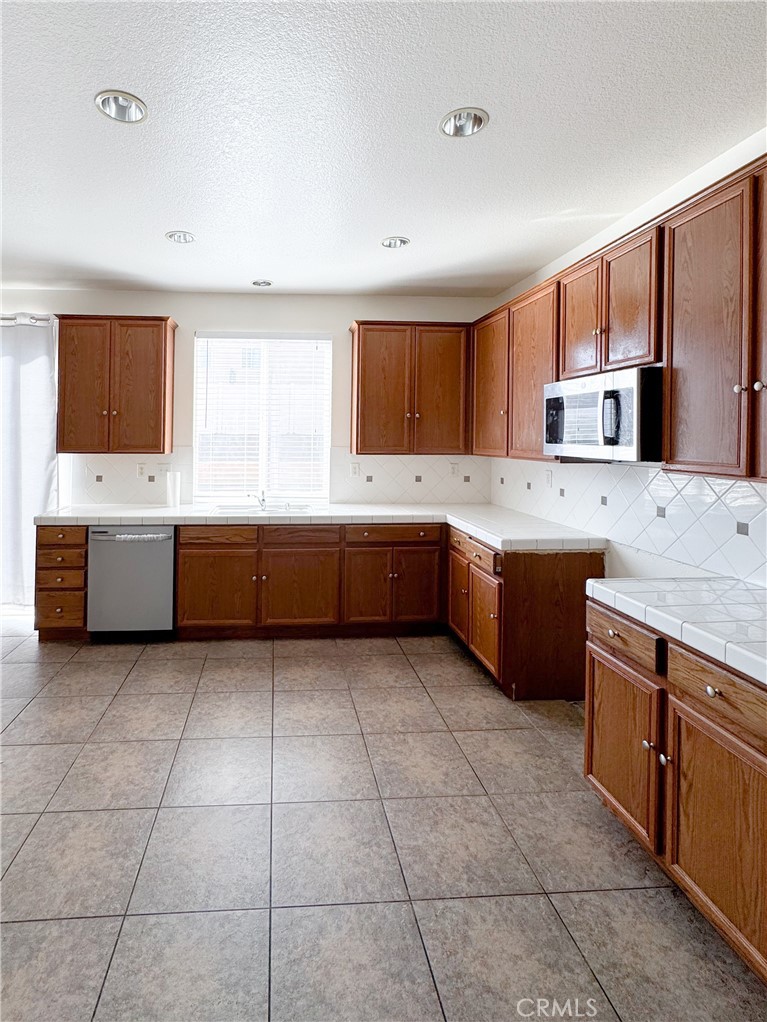 12319 Ojo Caliente Street