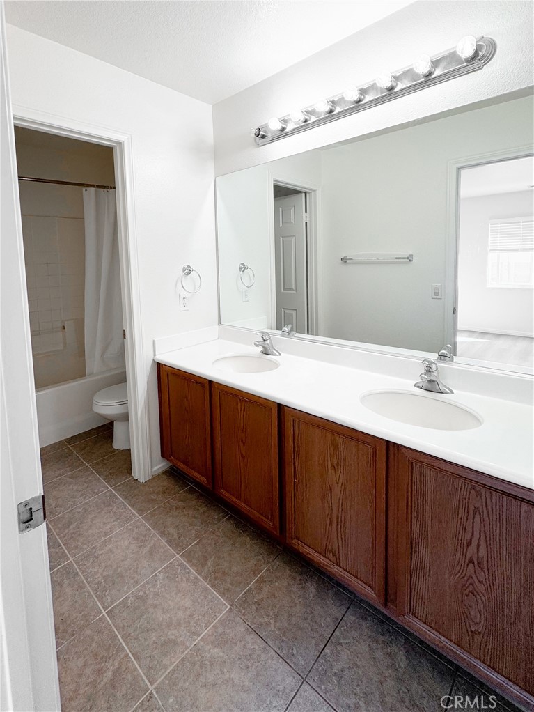 12319 Ojo Caliente Street