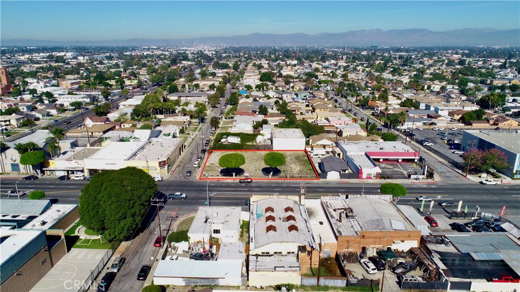 801 E Compton Blvd