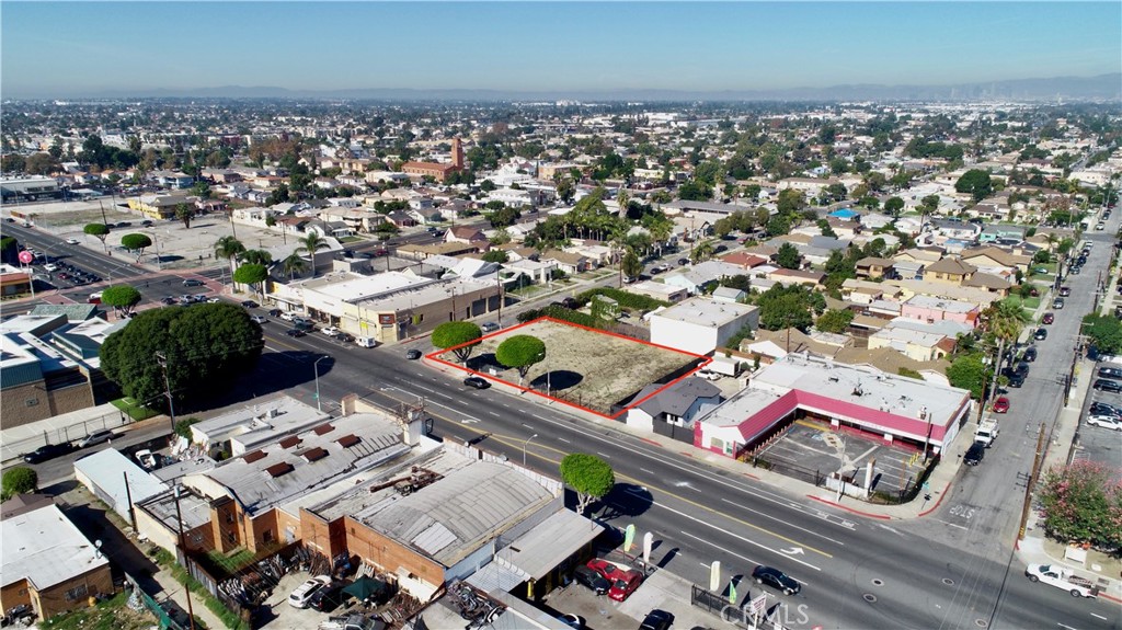 801 E Compton Blvd