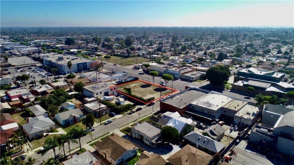 801 E Compton Blvd