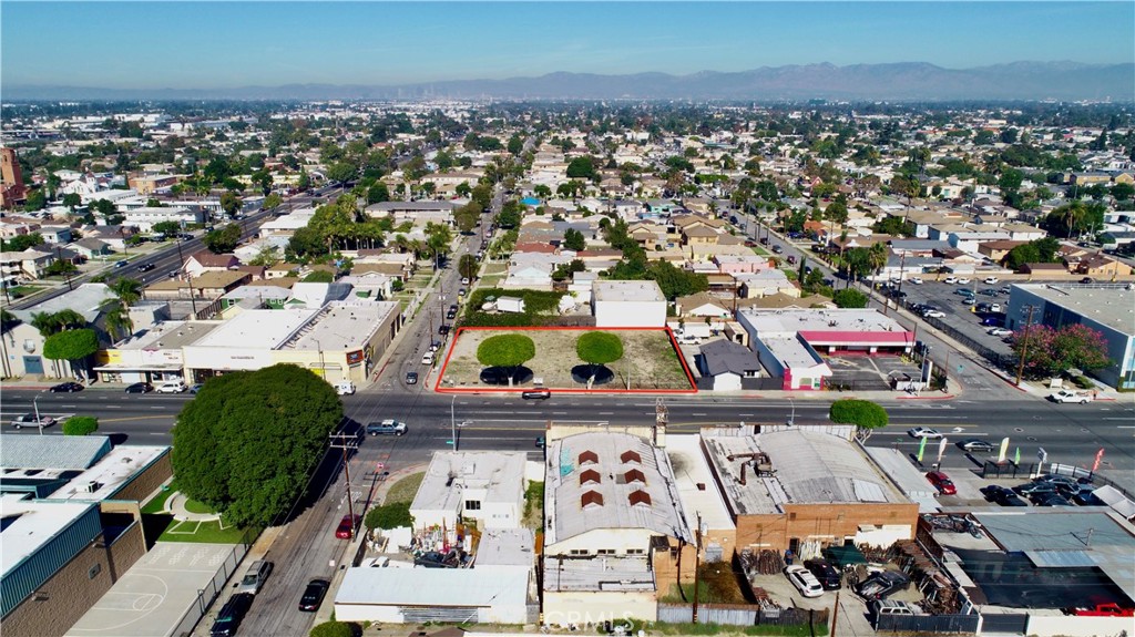 801 E Compton Blvd