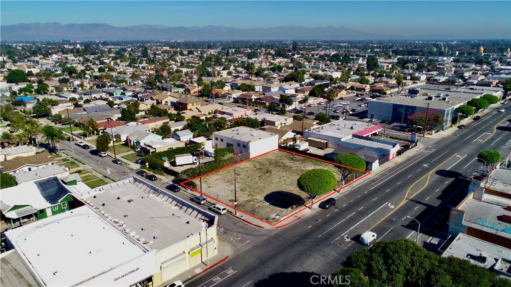 801 E Compton Blvd
