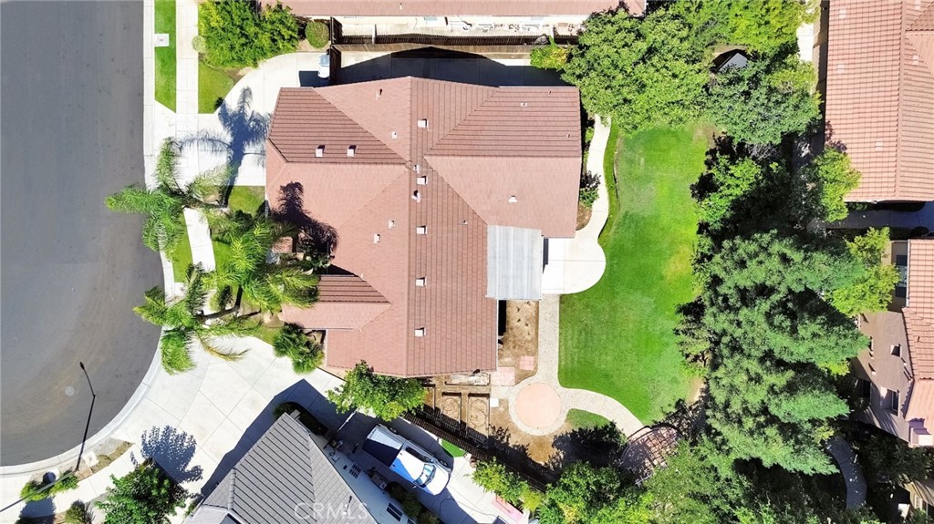2579 Warner Avenue