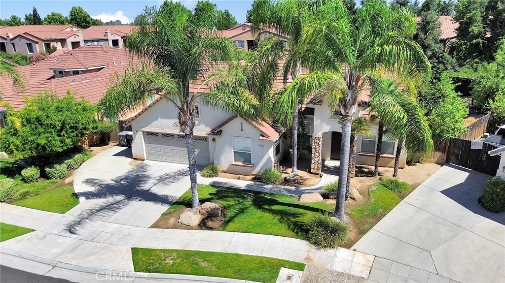 2579 Warner Avenue