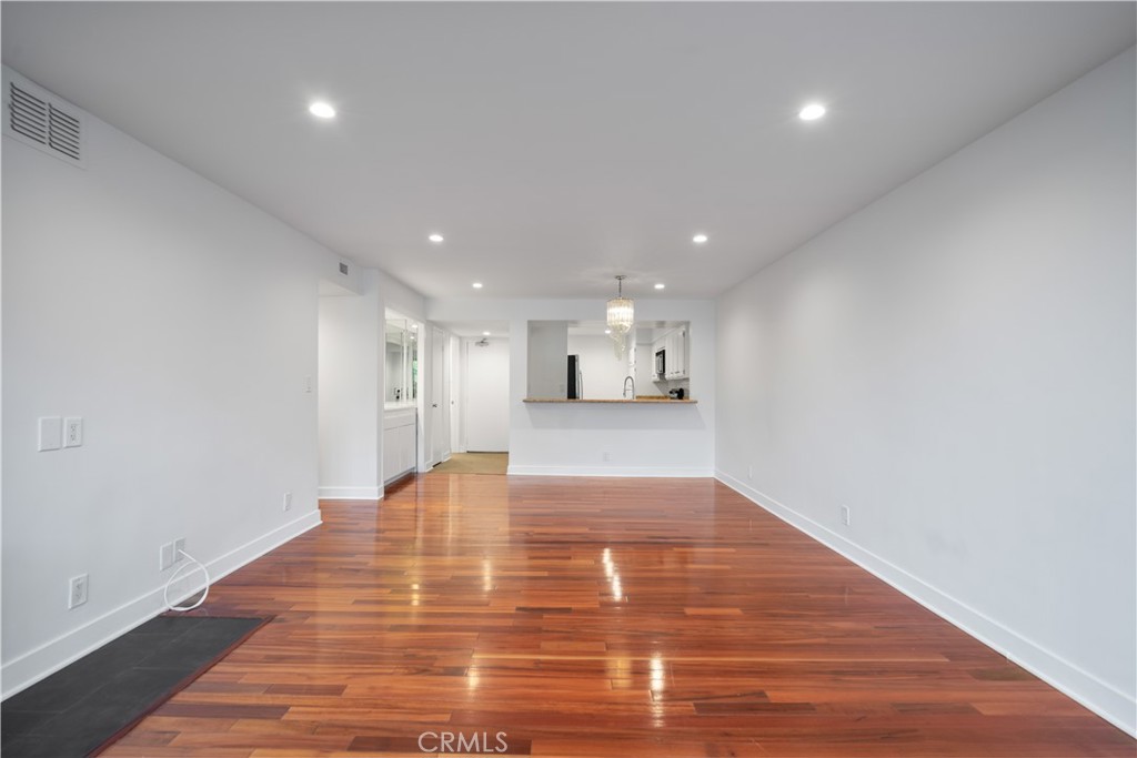 1900 Vine Street 309