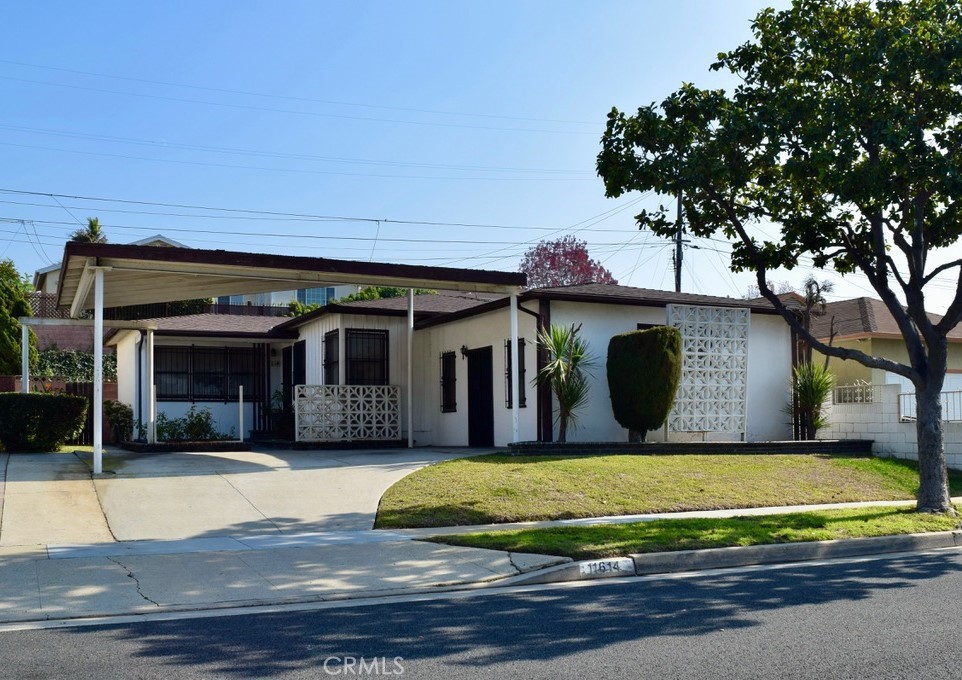 11614 Tarron Avenue