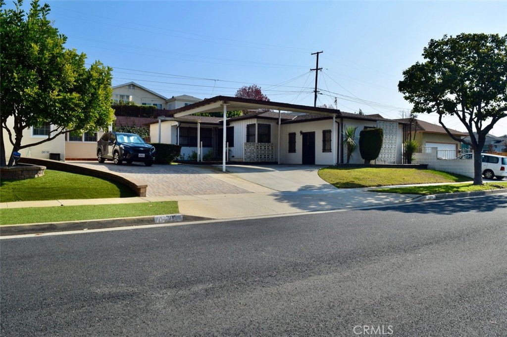 11614 Tarron Avenue