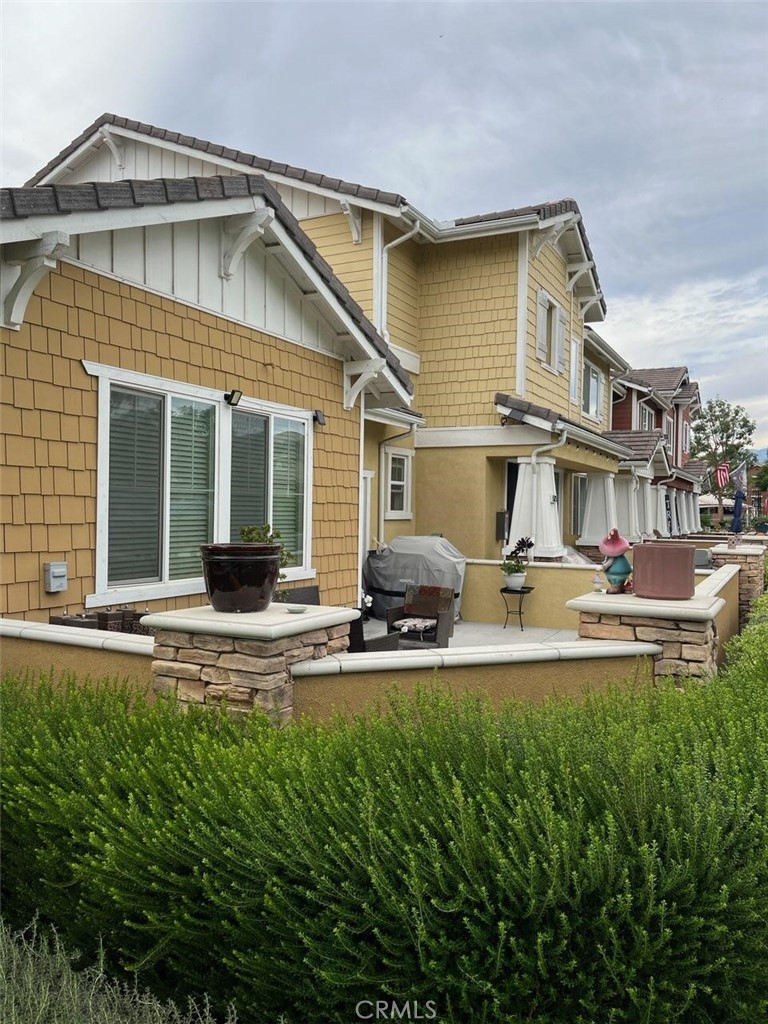 15827 Cortland Avenue