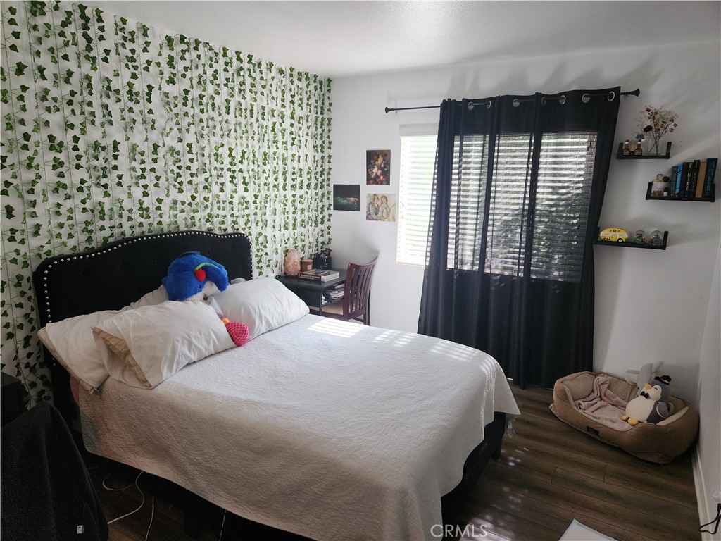 15827 Cortland Avenue