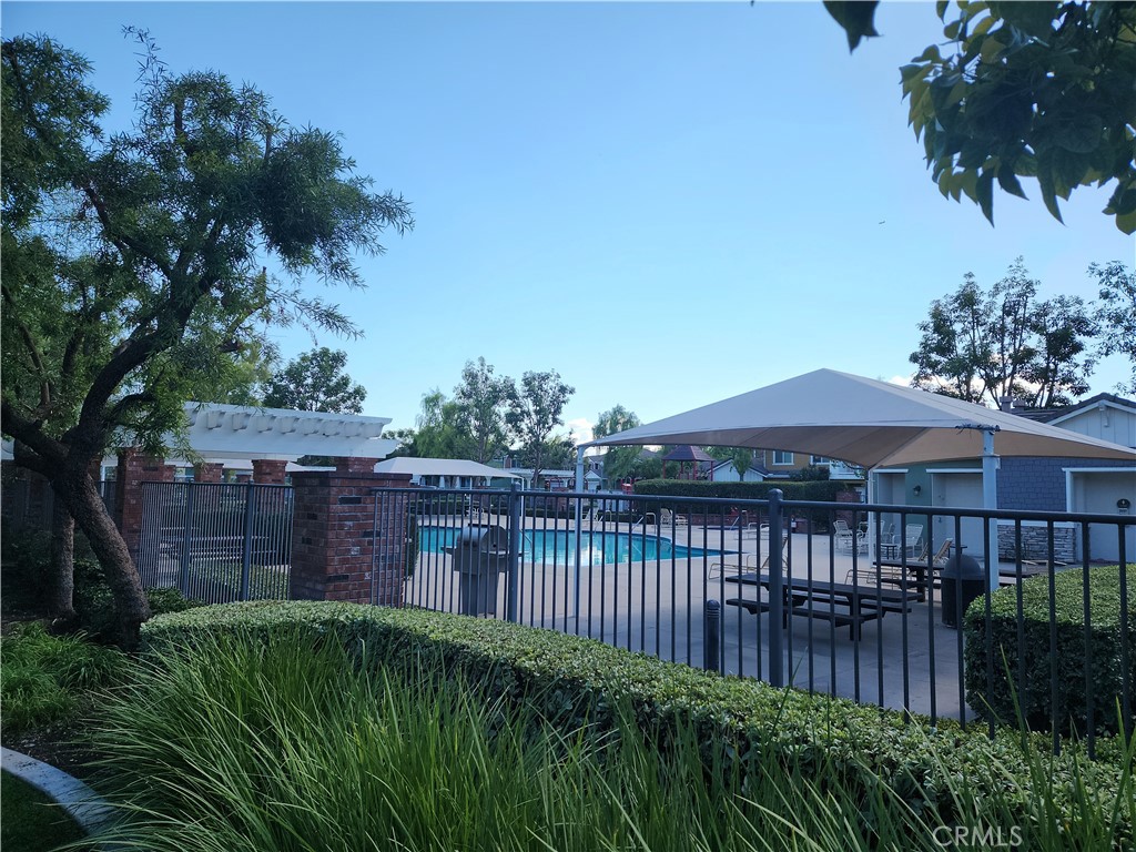 15827 Cortland Avenue