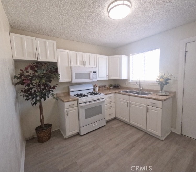 925 Santa Fe Drive