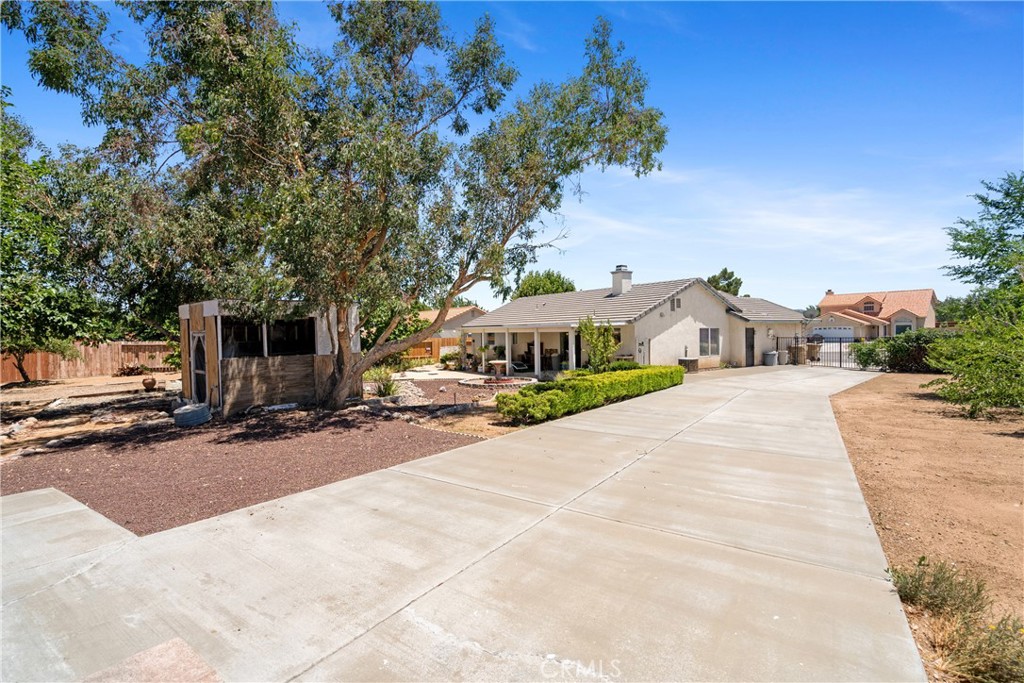 15176 Farmington Court