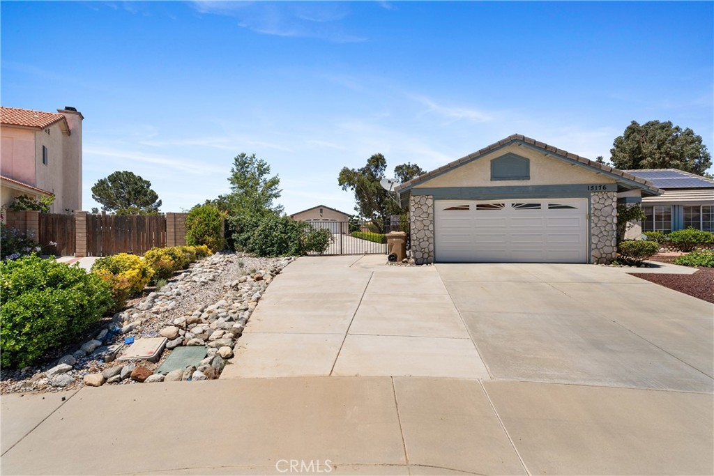 15176 Farmington Court