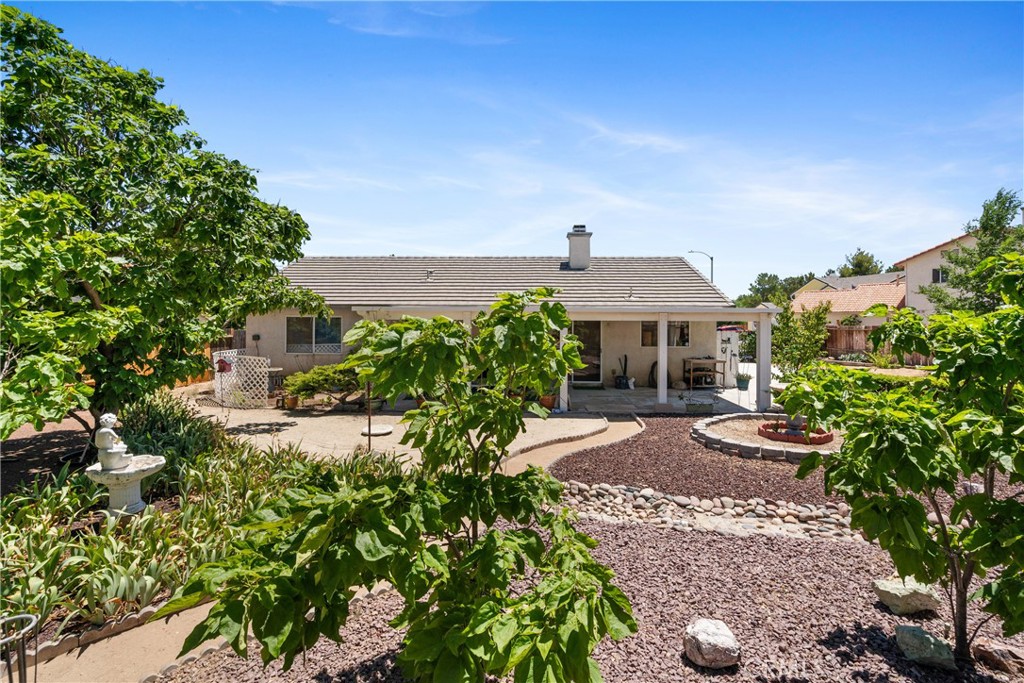 15176 Farmington Court