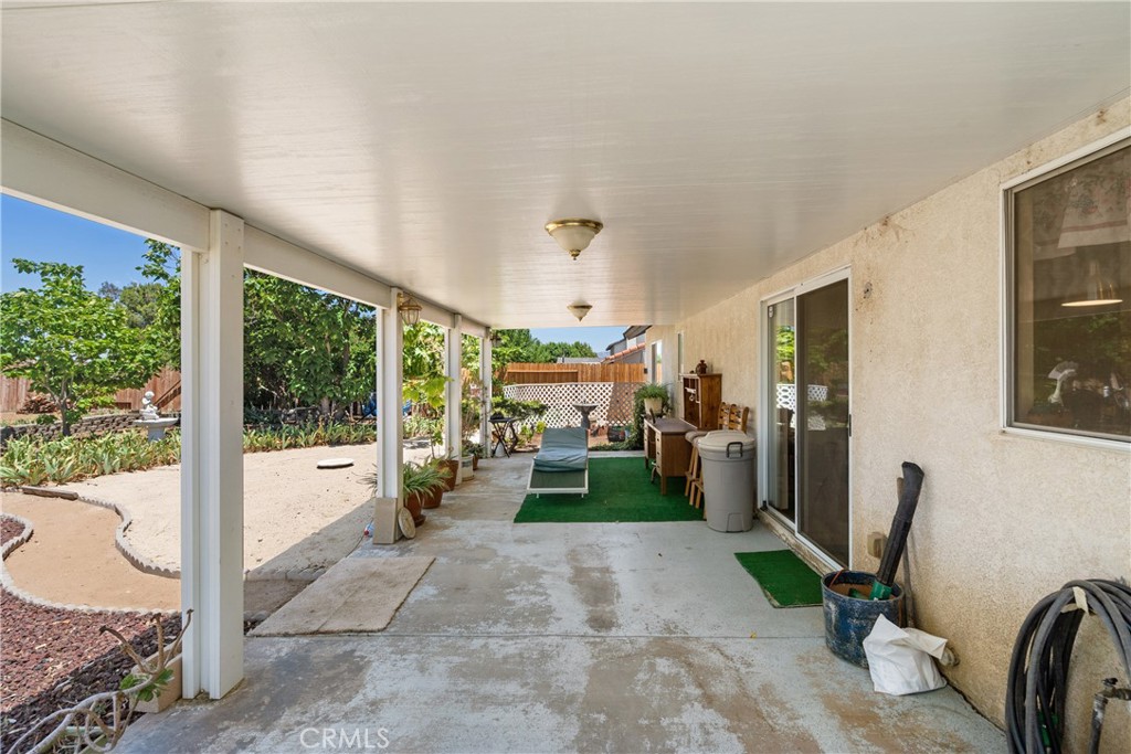 15176 Farmington Court
