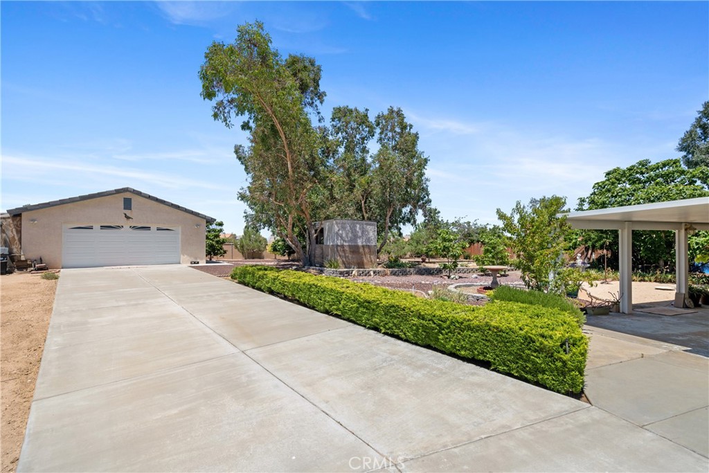 15176 Farmington Court