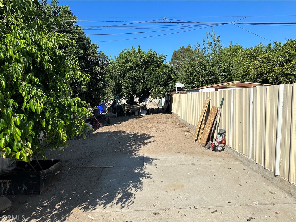 2546 N California Street