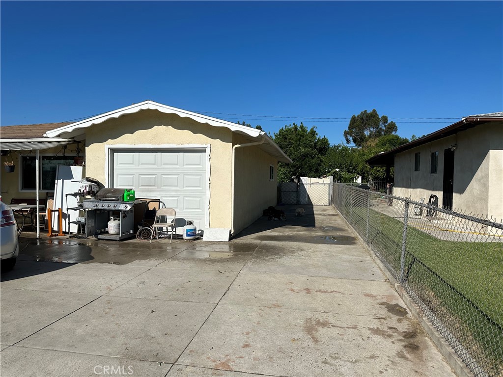 2546 N California Street