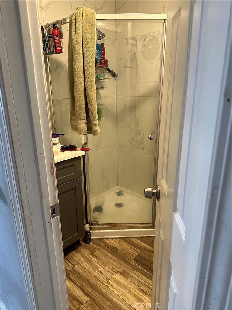 2546 N California Street