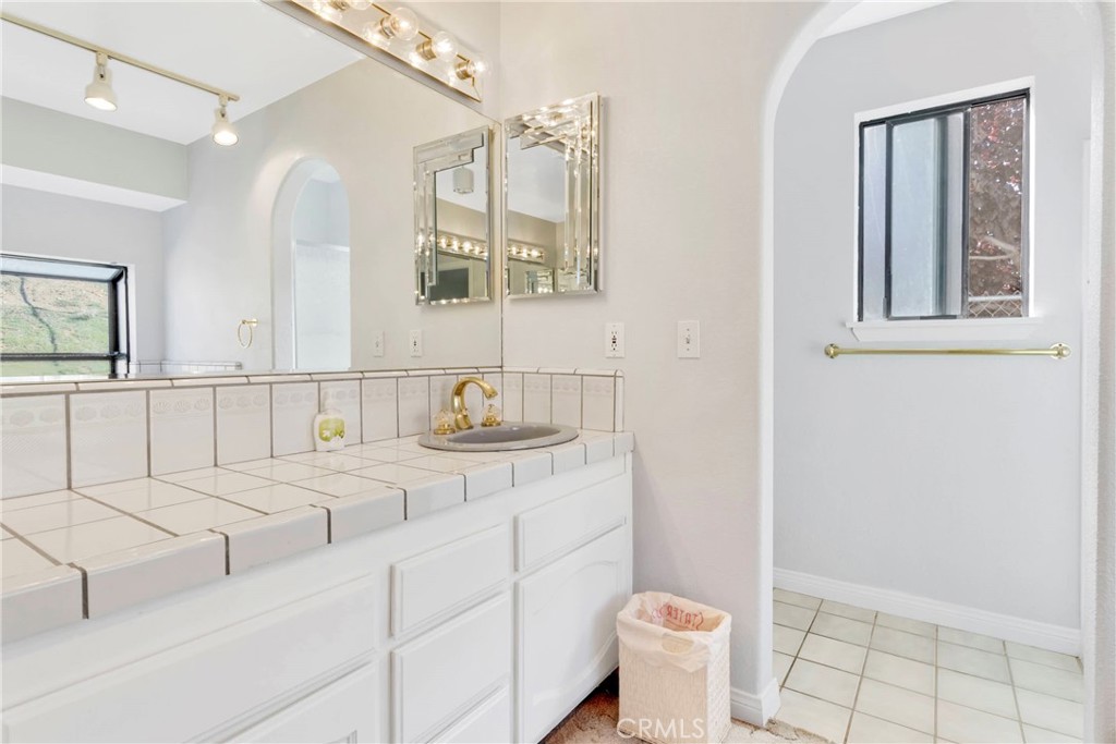 8384 Highland Court 201