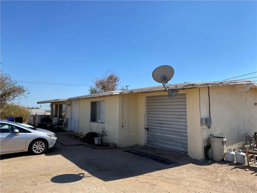 13594 Amargosa Road